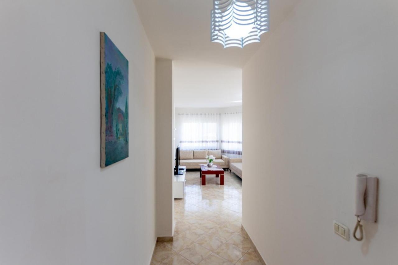 Spacious 2 Bedroom Apartment In Durres Beach Kültér fotó